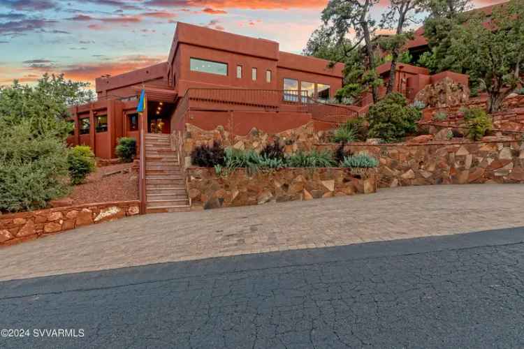 Single-family house For Sale in Sedona, Arizona