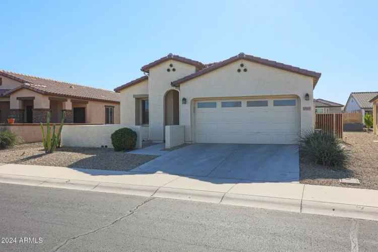 Single-family house For Sale in 17915, West Silver Fox Way, Goodyear, Arizona