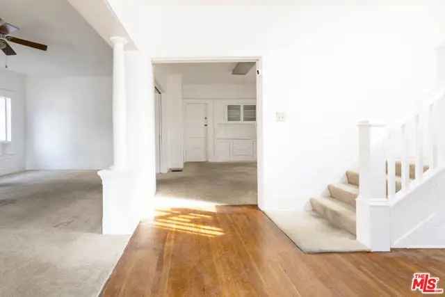 Single-family house For Sale in 2510, Juliet Street, Los Angeles, California