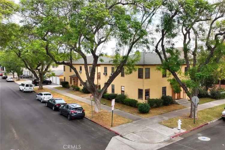 Multi-family house For Sale in Santa Ana, California