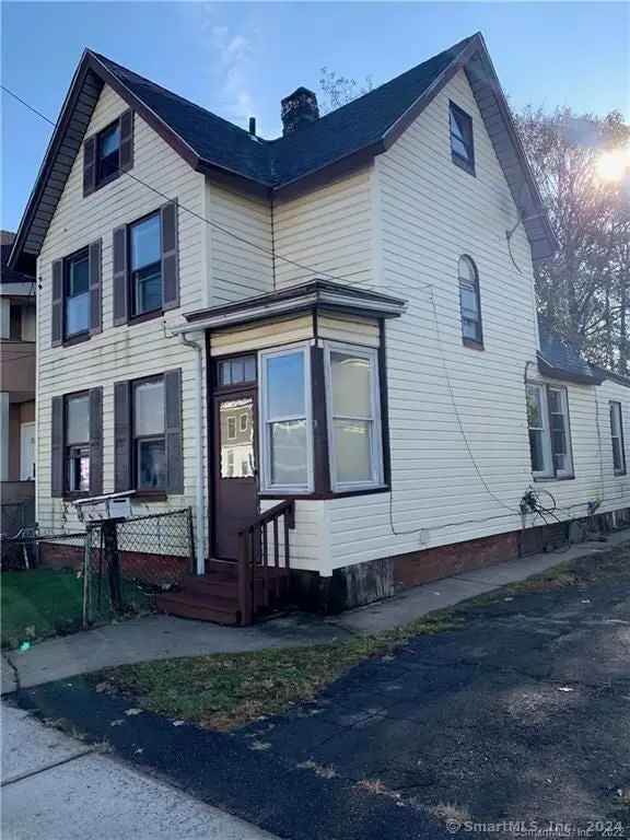 Single-family house For Sale in 32, Henry Street, New Haven, Connecticut