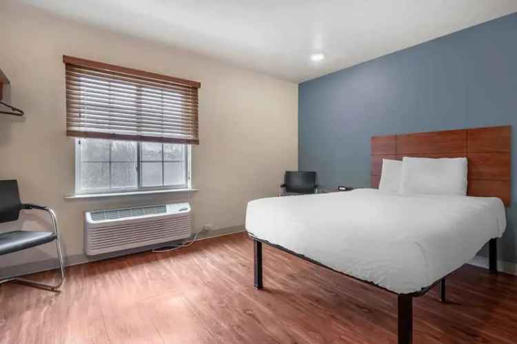 Furnished Studio Apartments