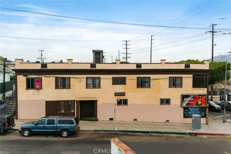 Multi-family house For Sale in 3304, Pepper Avenue, Los Angeles, California