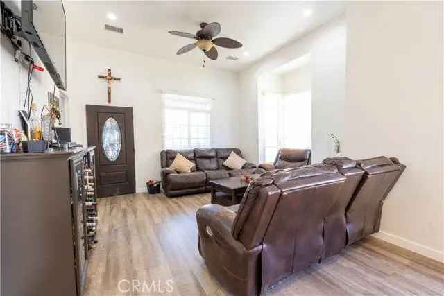 Single-family house For Sale in 420, North Bixel Street, Los Angeles, California