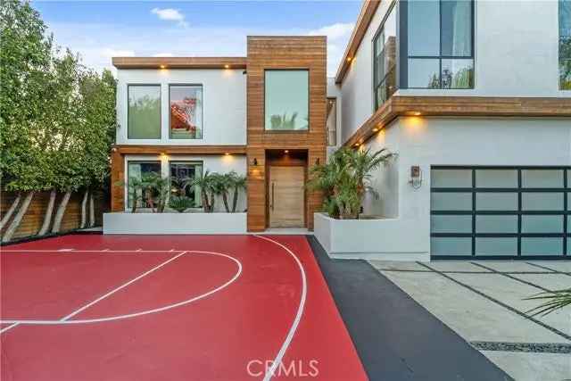 Single-family house For Sale in 4841, Alonzo Avenue, Los Angeles, California