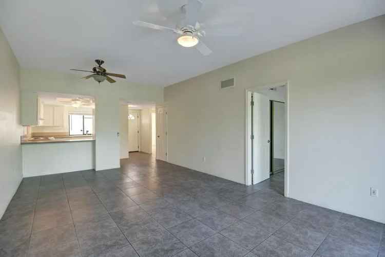 Condo For Sale in Palm Springs, California