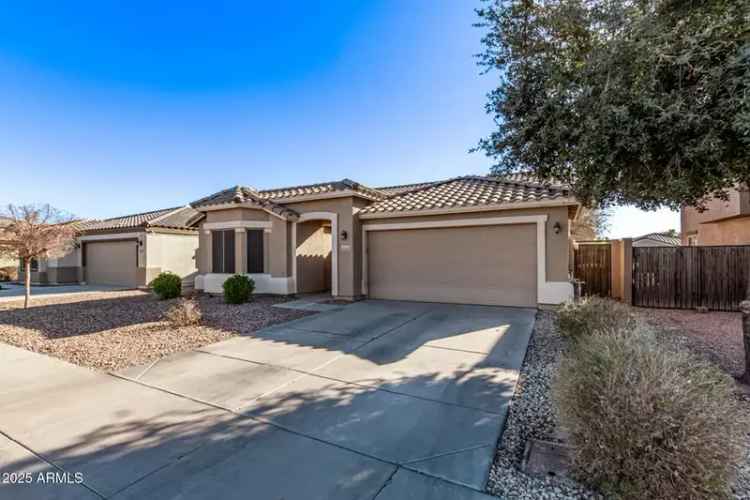 Single-family house For Sale in 25583, West Beth Drive, Buckeye, Arizona