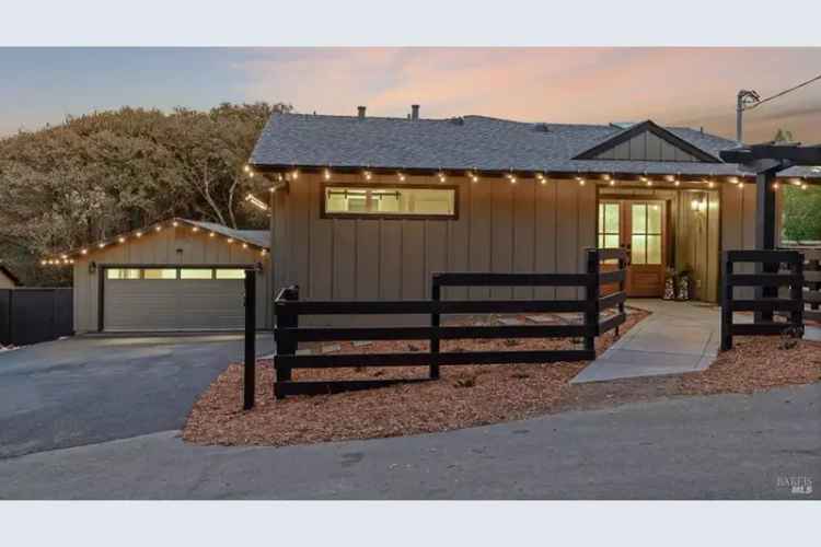 Single-family house For Sale in 23, Berger Lane, Petaluma, California