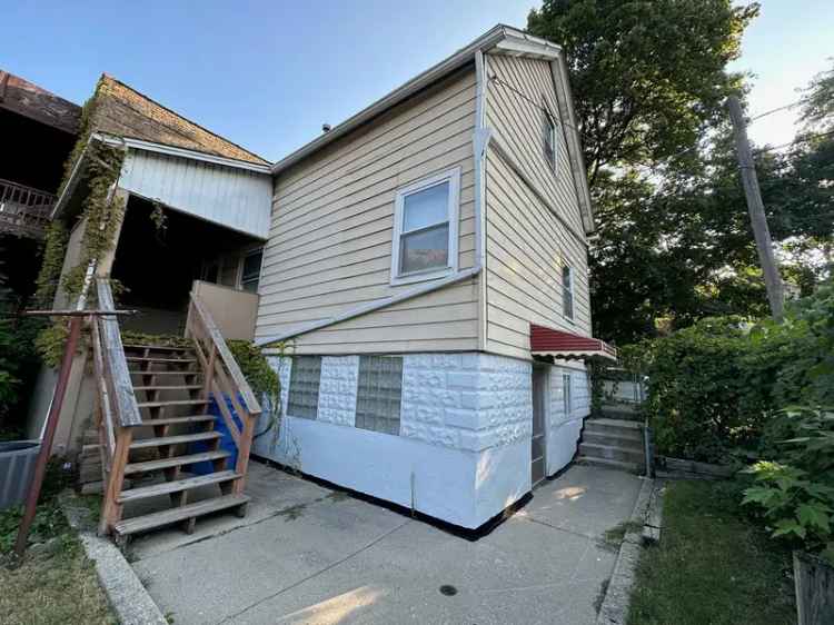 Single-family house For Sale in 3116, North Oakley Avenue, Chicago, Illinois