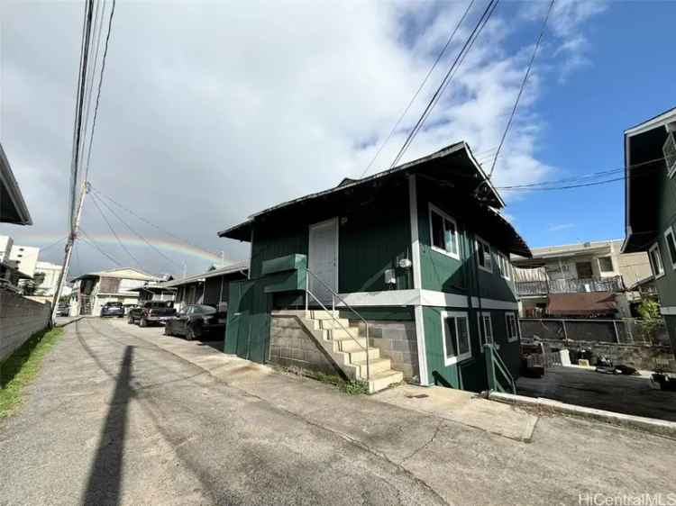 Multi-family house For Sale in 260, North School Street, Honolulu, Hawaii