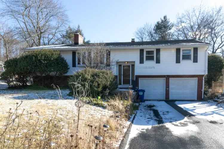 Single-family house For Sale in 5, Tabor Road, Danbury, Connecticut