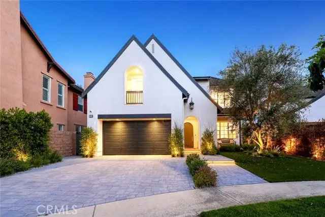 Single-family house For Sale in 32, Bargemon, Newport Beach, California