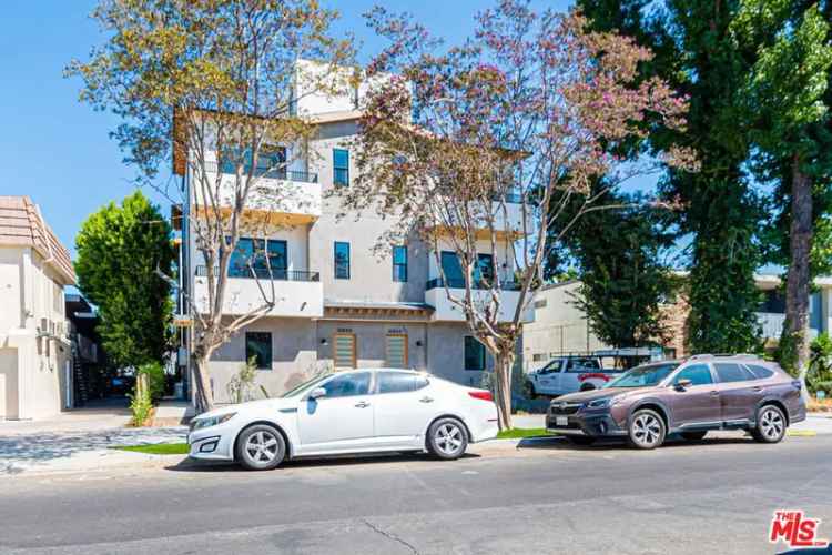 Multi-family house For Sale in 10847, Morrison Street, Los Angeles, California