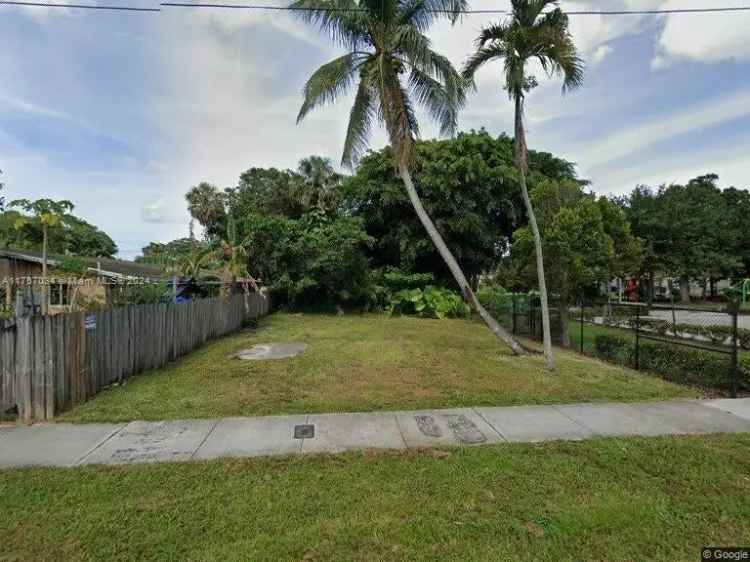 Single-family house For Sale in Fort Lauderdale, Florida