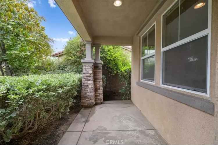 Single-family house For Sale in 21543, Coral Rock Lane, Wildomar, California