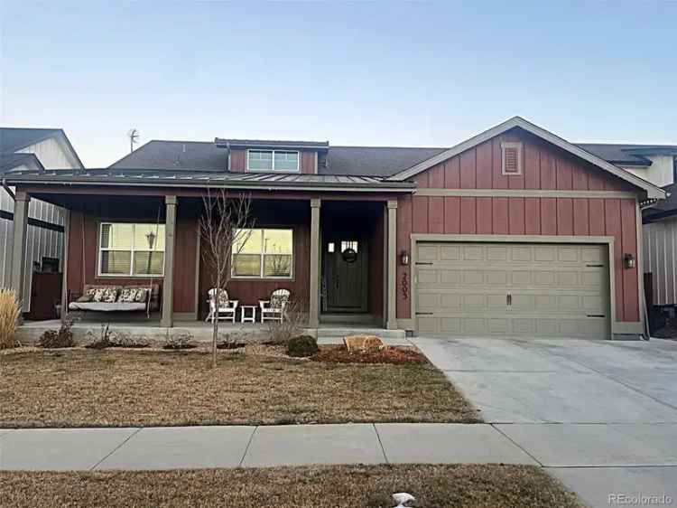 Single-family house For Sale in Windsor, Colorado