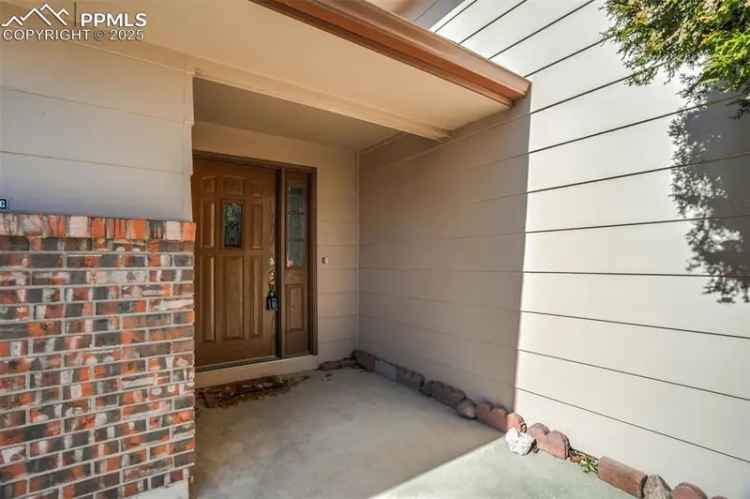 Single-family house For Sale in 3519, East Uintah Street, Colorado Springs, Colorado