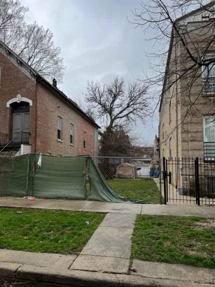 Land For Sale in 1418, North Maplewood Avenue, Chicago, Illinois