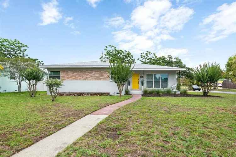 Single-family house For Sale in Orlando, Florida