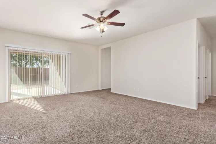 Single-family house For Sale in 1241, East Paul Drive, Casa Grande, Arizona