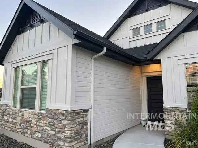 Single-family house For Sale in 4961, North Miguel Avenue, Meridian, Idaho