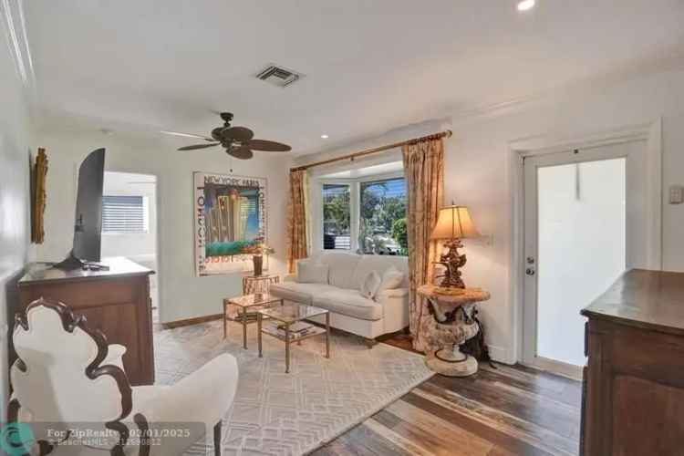 Single-family house For Sale in Fort Lauderdale, Florida