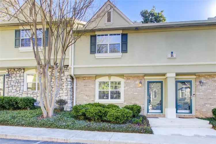 Condo For Sale in Atlanta, Georgia