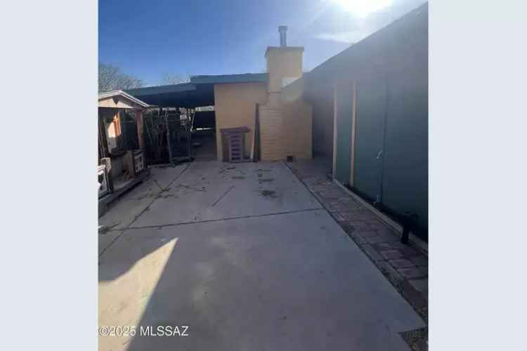 Single-family house For Sale in 996, North Silver Lode Trail, Nogales, Arizona