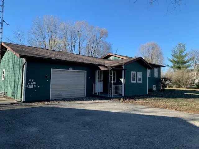 Single-family house For Sale in Ottawa, Illinois