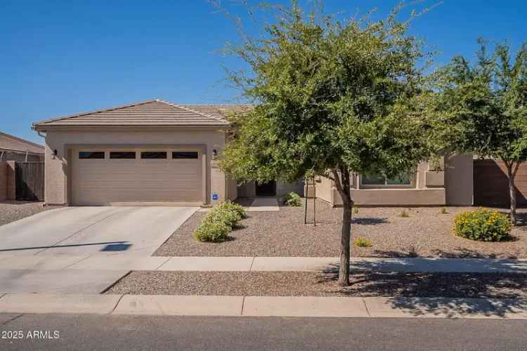 Single-family house For Sale in 2925, East Tonto Drive, Gilbert, Arizona