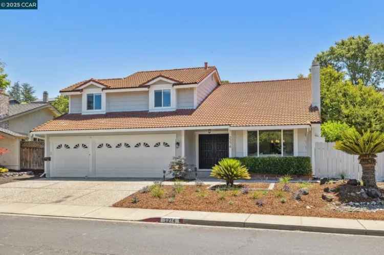 Single-family house For Sale in 2274, Dapplegray Lane, Walnut Creek, California