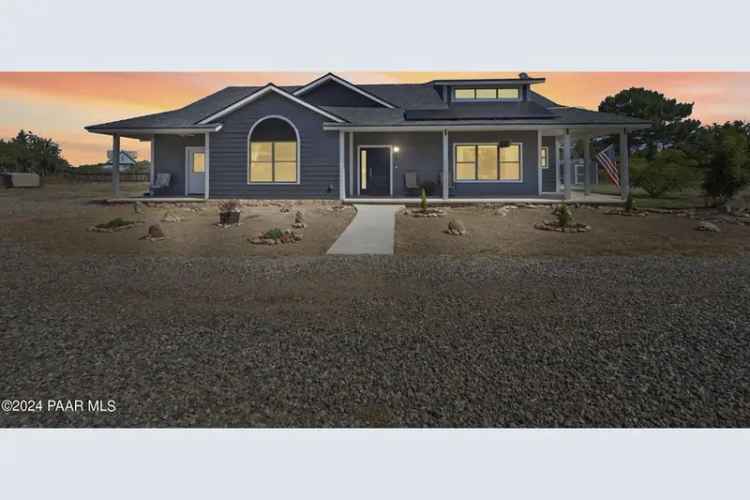 Single-family house For Sale in Camp Verde, Arizona