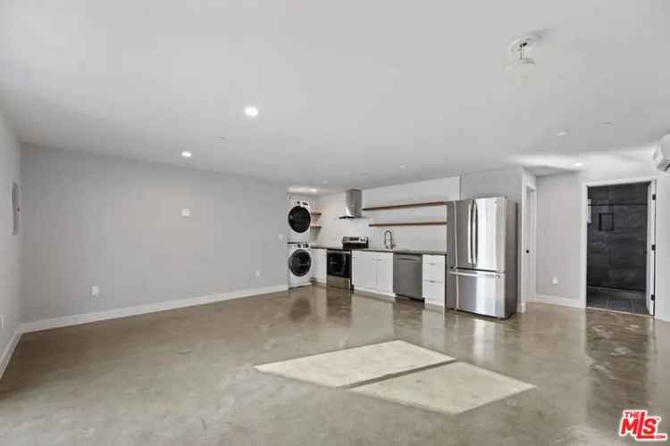 Co-op For Sale in Los Angeles, California