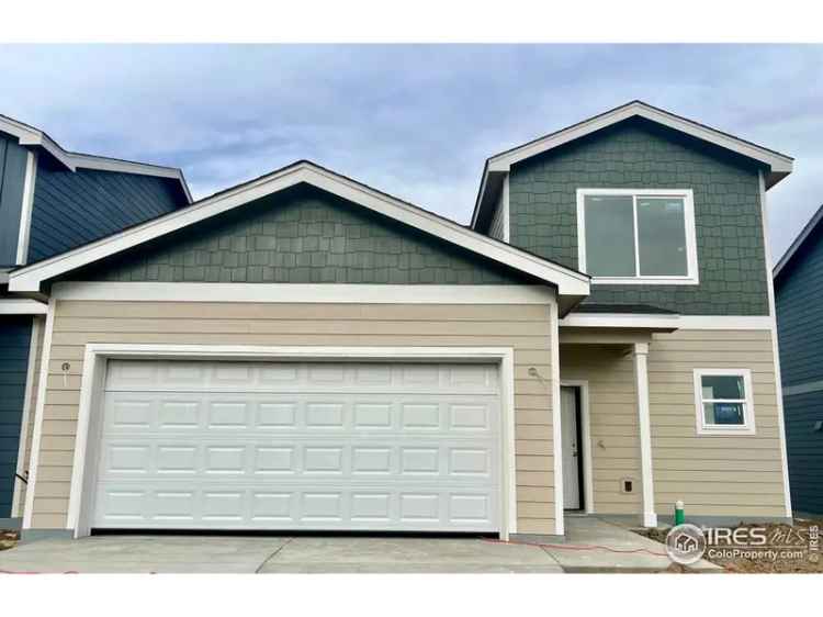 Single-family house For Sale in Wellington, Colorado