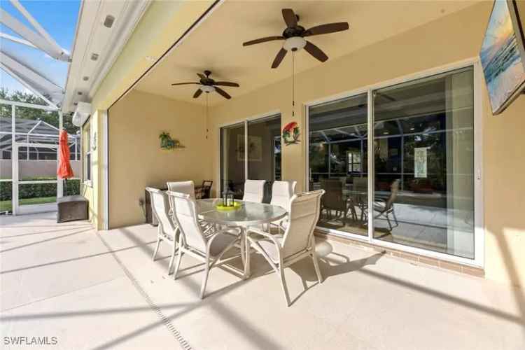 Single-family house For Sale in 28925, Zamora Court, Bonita Springs, Florida