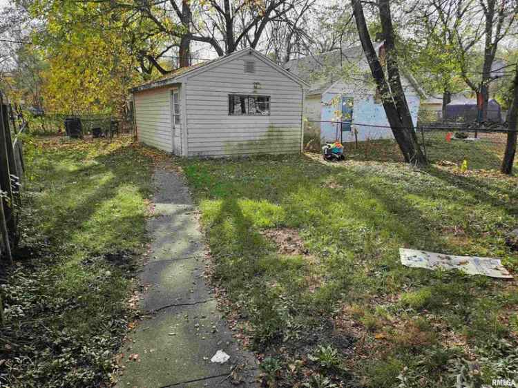 Single-family house For Sale in 3026, West Krause Avenue, Peoria, Illinois