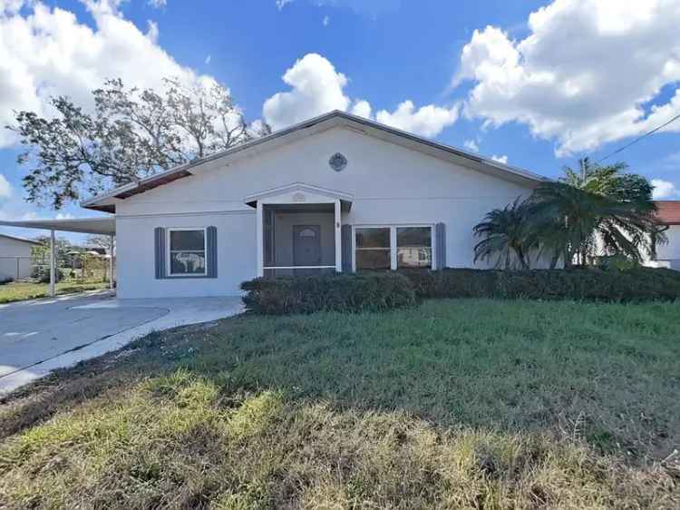 Single-family house For Sale in Tampa, Florida