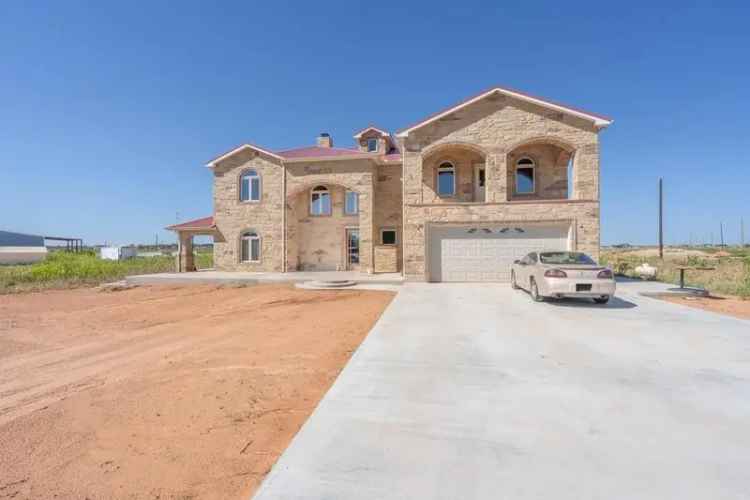 Single-family house For Sale in Texas