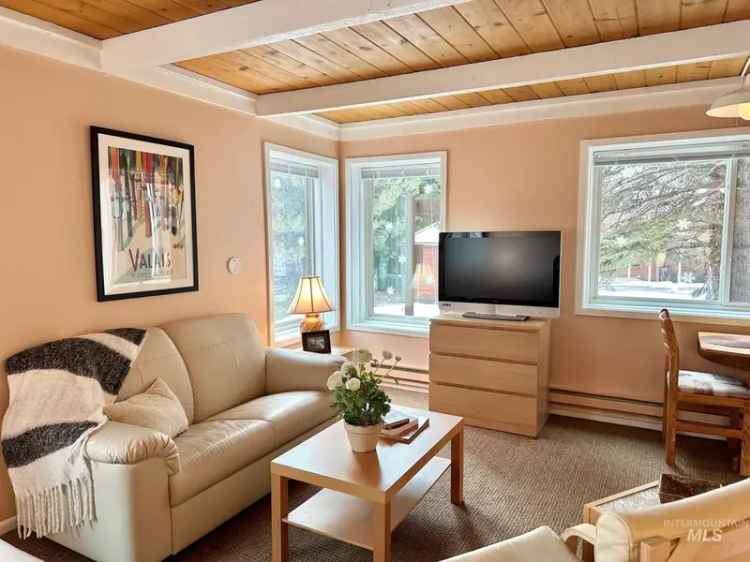 Condo For Sale in 1112, Atelier Condo Drive, Sun Valley, Idaho