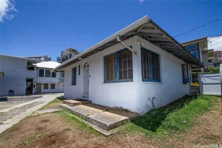 Multi-family house For Sale in Honolulu, Hawaii