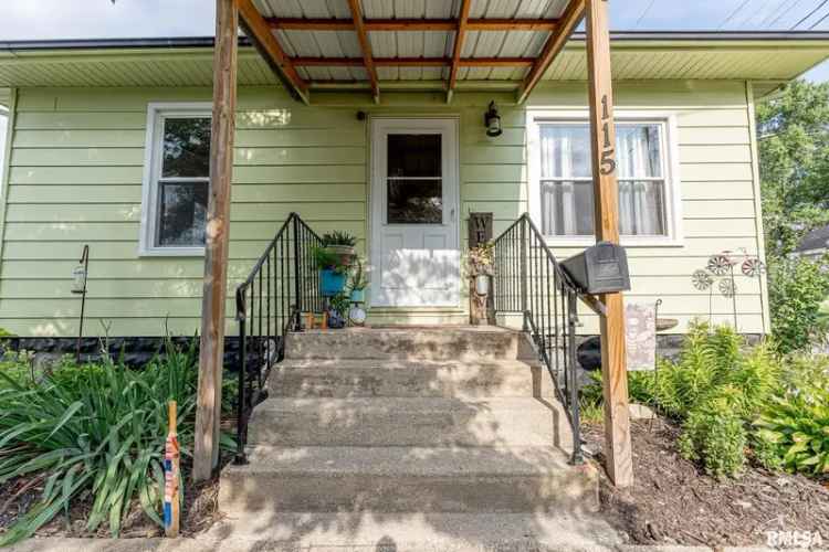 Single-family house For Sale in 115, North Meyer Avenue, Centralia, Illinois