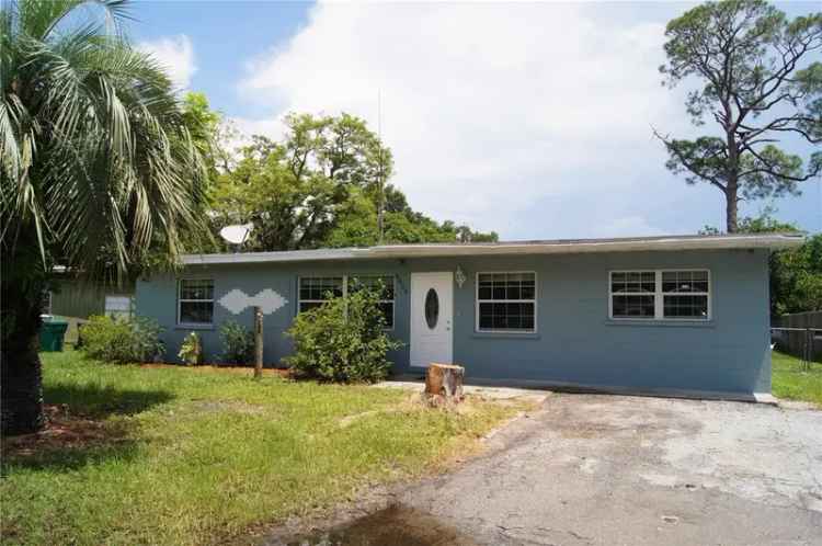 Single-family house For Sale in South Bradenton, Florida