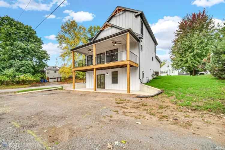 Single-family house For Sale in 702, College Avenue, Culver, Indiana