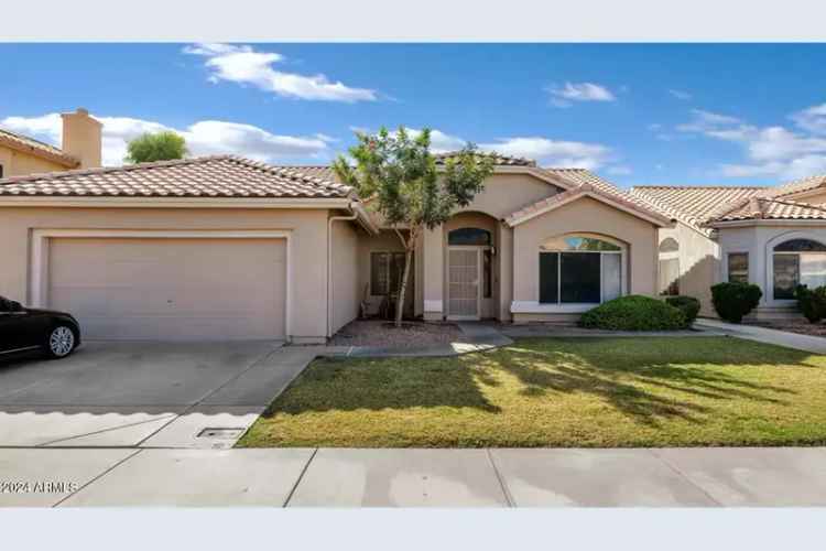 Single-family house For Sale in 11519, West Clover Way, Avondale, Arizona