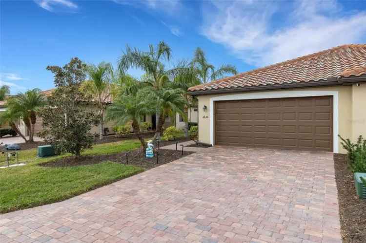 Single-family house For Sale in 6630, Willowshire Way, Bradenton, Florida