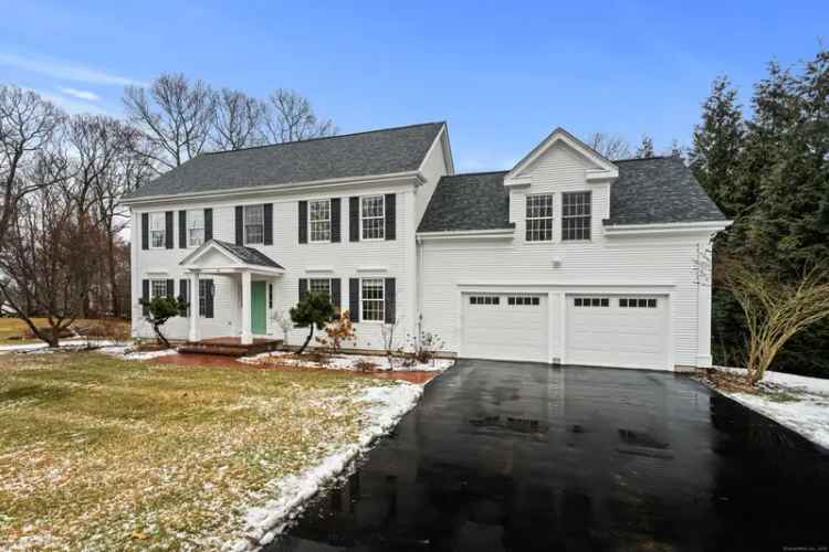 Single-family house For Sale in 13, Deveron Drive, Madison, Connecticut