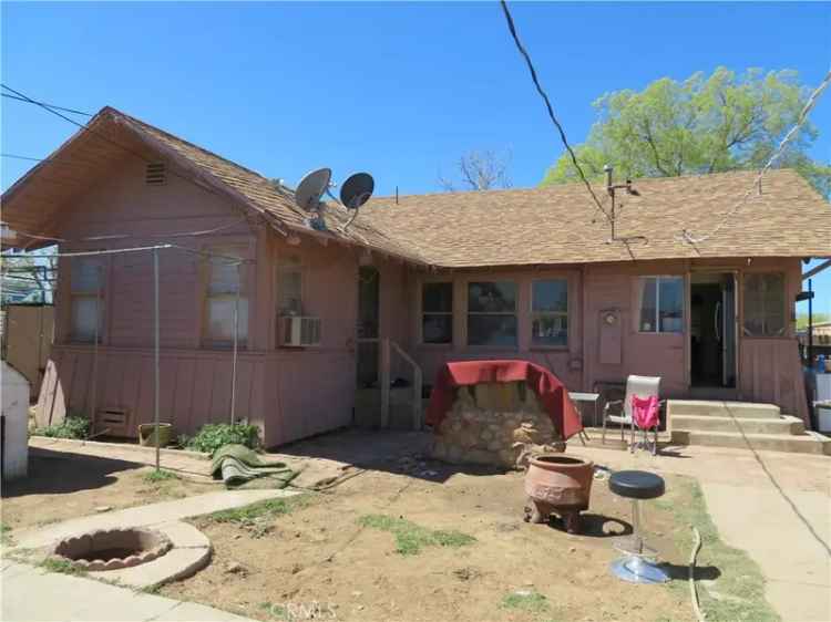 Multi-family house For Sale in 44714, Cedar Avenue, Lancaster, California