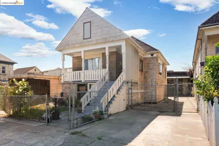 Single-family house For Sale in 916, 36th Avenue, Oakland, California