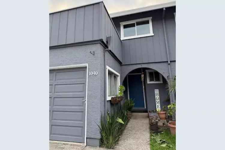 House For Sale in 1040, Arnold Way, Half Moon Bay, California