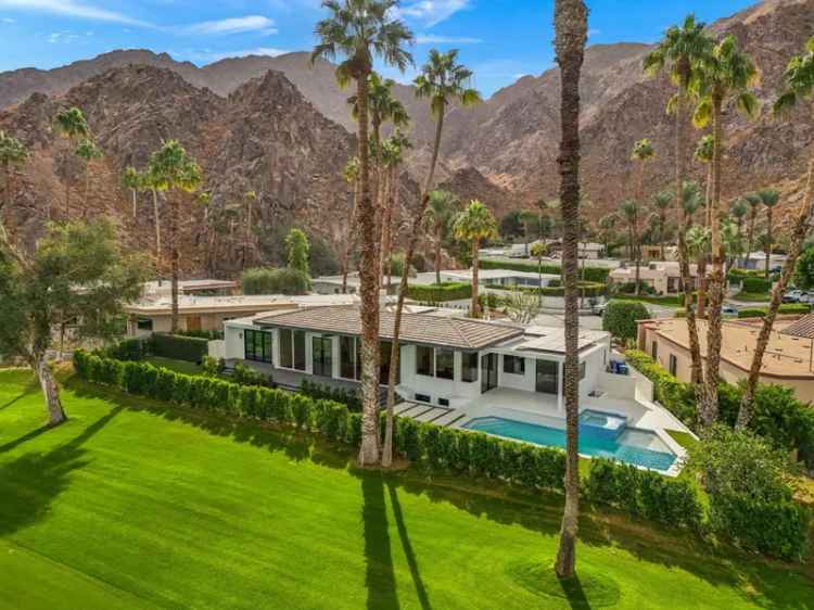 Single-family house For Sale in 46211, Lou Circle, Indian Wells, California